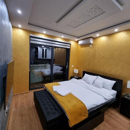 Mali Princ Pupin Palace Novi Sad Eksteriør billede